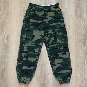 CAMO CARGO PANTS